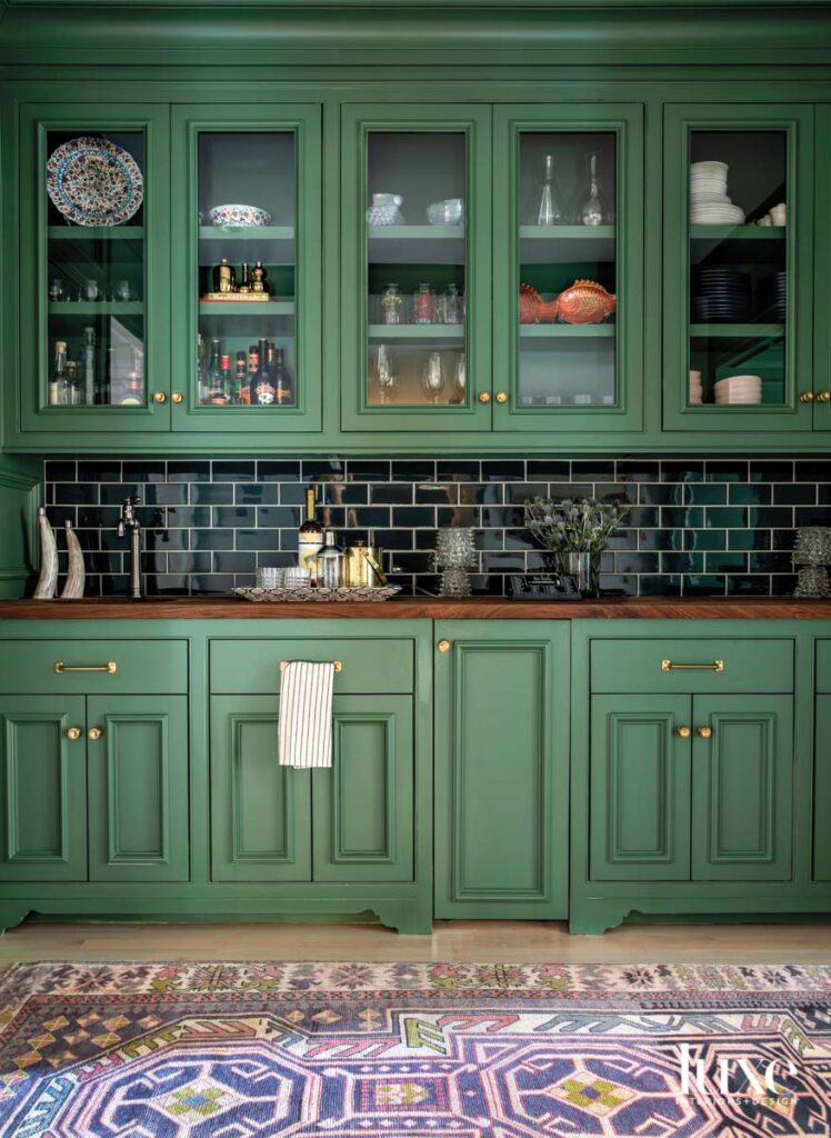 Benjamin Moore’s Peale Green kitchen cabinets