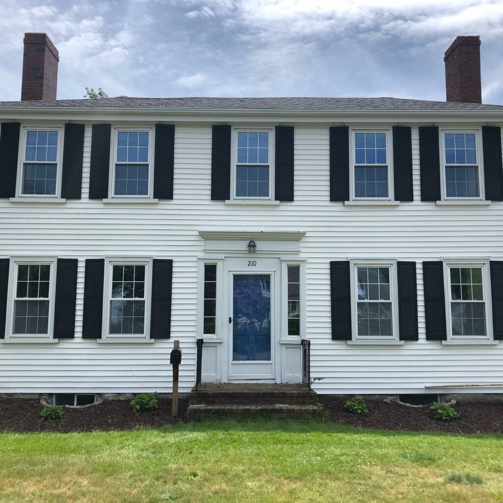 Benjamin Moore Blueberry exterior