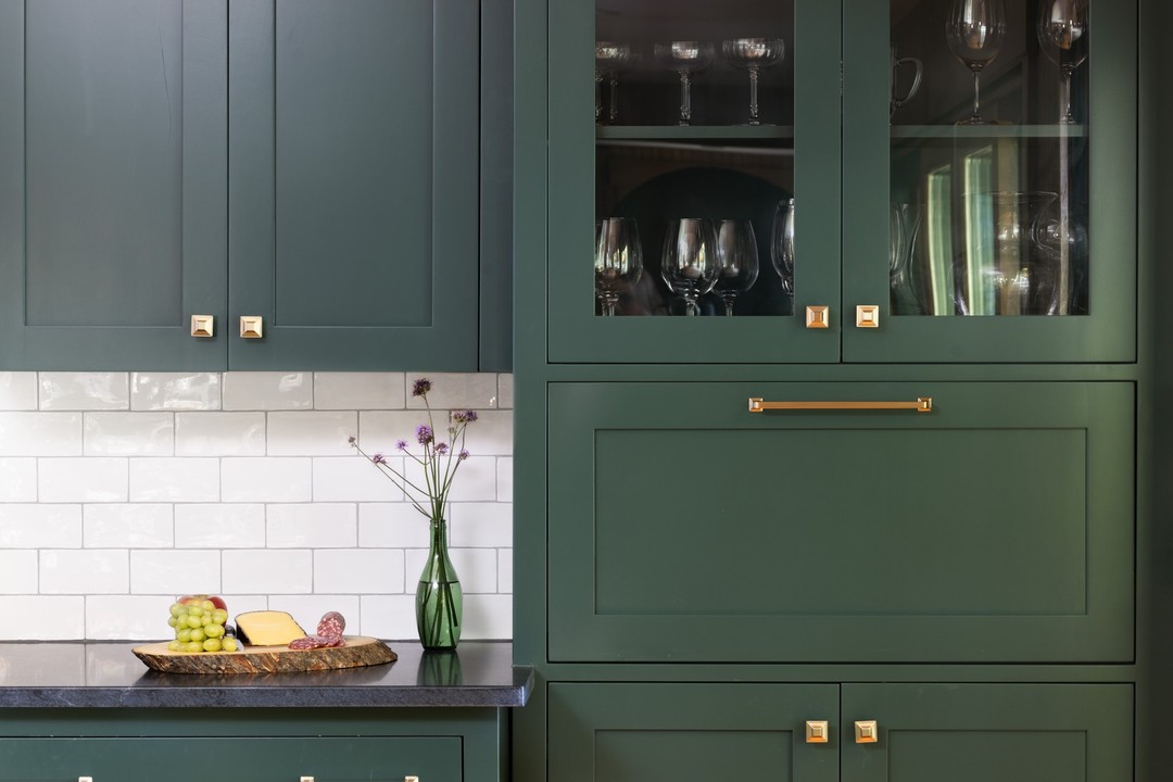 Benjamin Moore Tarrytown Green kitchen cabinets